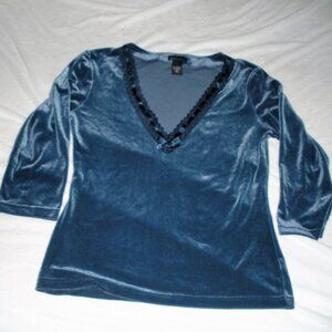 Victoria Secrets Moda International Velvet V neck top. SZ M